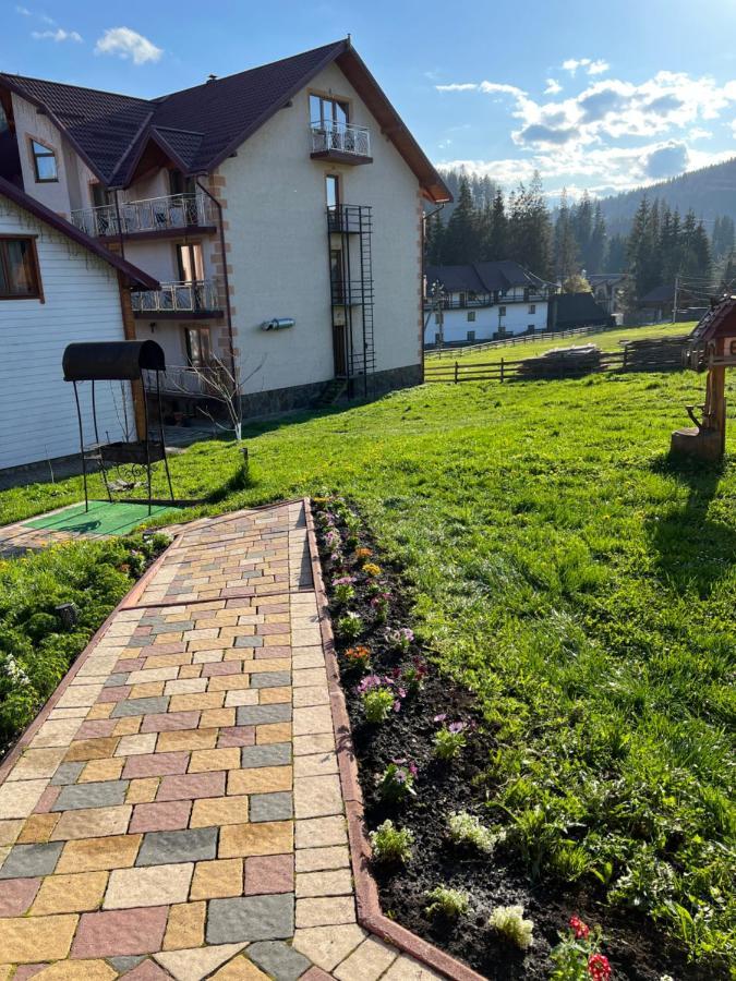 Sadyba U Halyny Sunrise Bukovel Exterior photo