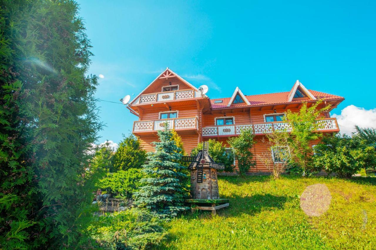 Sadyba U Halyny Sunrise Bukovel Exterior photo